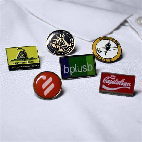 Pins metal PenalbaWeb.com