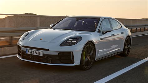 Porsche panamera 4s PenalbaWeb.com