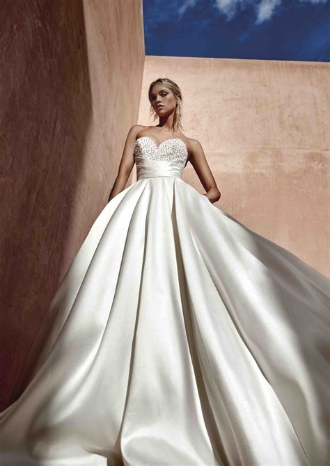 Pronovias PenalbaWeb.com