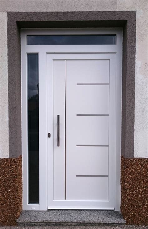 Puerta aluminio blanco PenalbaWeb.com