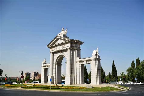 Puerta entrada madrid PenalbaWeb.com