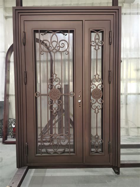 Puerta entrada metal PenalbaWeb.com