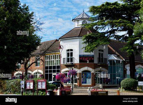 Radlett PenalbaWeb.com