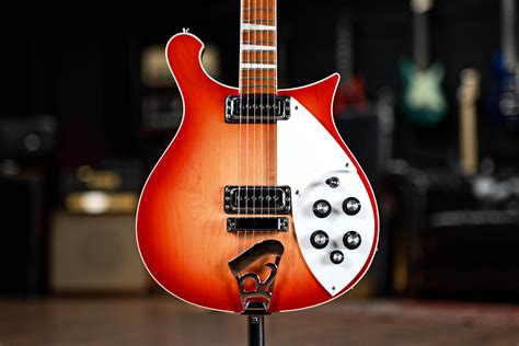 Rickenbacker PenalbaWeb.com