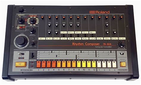 Roland 808 PenalbaWeb.com