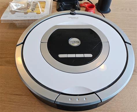Roomba 776 PenalbaWeb.com