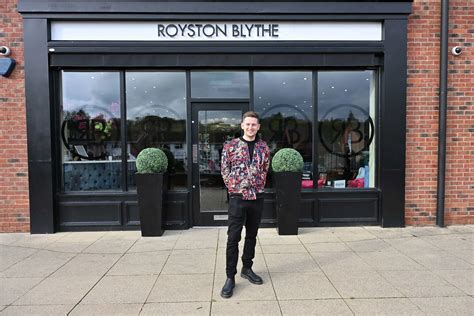 Royston PenalbaWeb.com