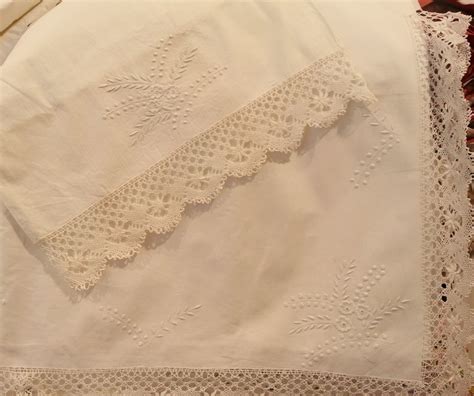 Sabanas antiguas bordadas PenalbaWeb.com