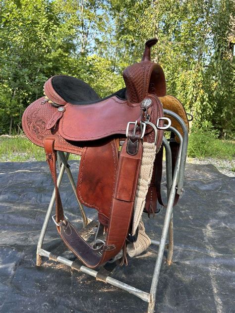 Saddle cross PenalbaWeb.com