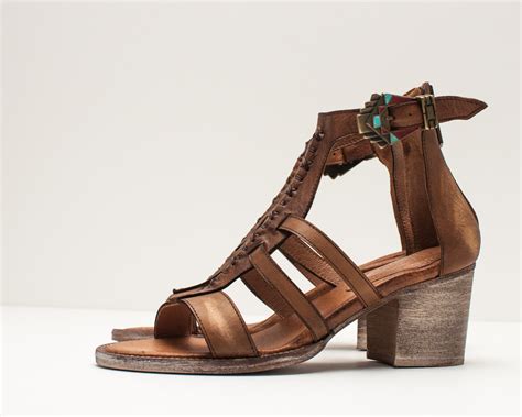 Sandalias abotinadas PenalbaWeb.com