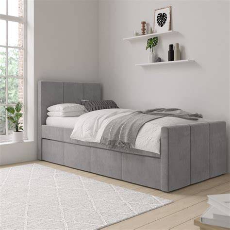Single bed guest PenalbaWeb.com