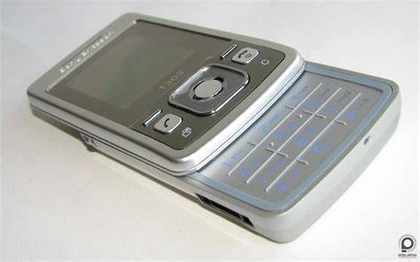 Sony ericsson t303 PenalbaWeb.com