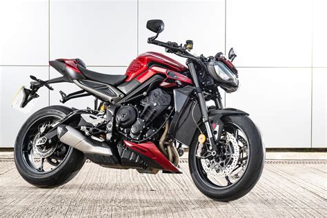 Street triple PenalbaWeb.com