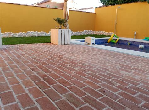 Suelo patio PenalbaWeb.com
