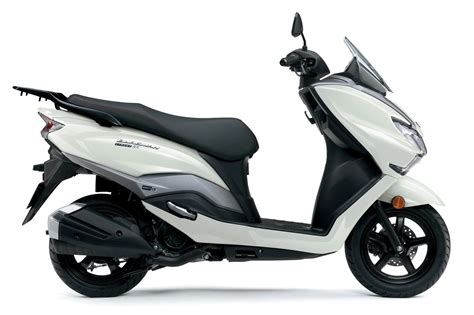 Suzuki burgman an PenalbaWeb.com
