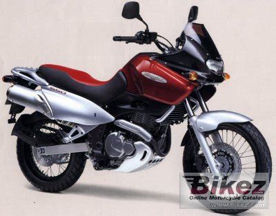 Suzuki freewind 650 PenalbaWeb.com