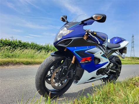 Suzuki gsxr 1000 k6 PenalbaWeb.com