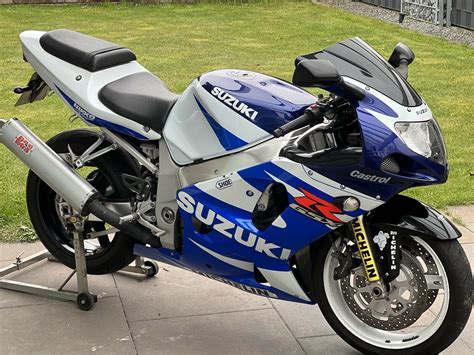 Suzuki gsxr 600 PenalbaWeb.com