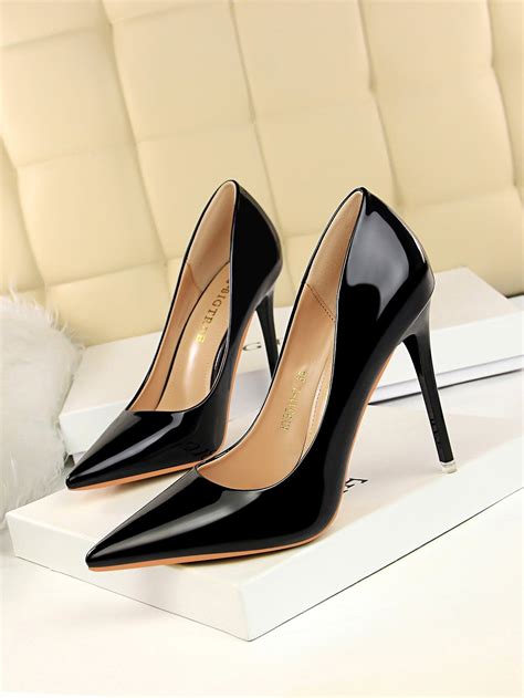 Tacones punta PenalbaWeb.com