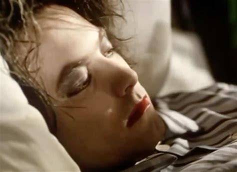 The cure lullaby PenalbaWeb.com