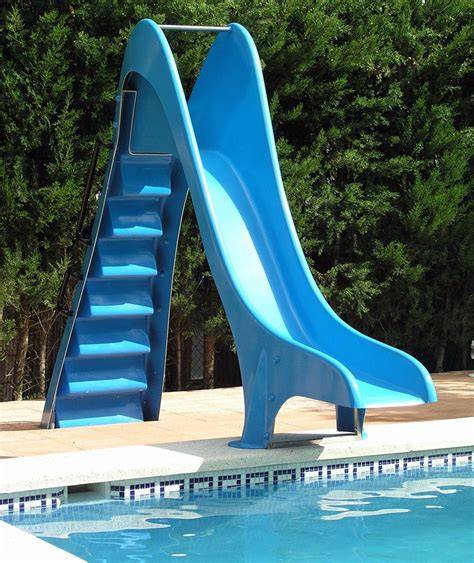 Tobogan piscina PenalbaWeb.com