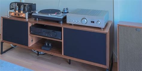Tocadiscos amplificador PenalbaWeb.com