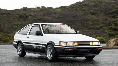 Toyota corolla ae86 PenalbaWeb.com