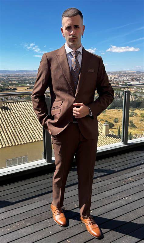 Traje caramelo PenalbaWeb.com