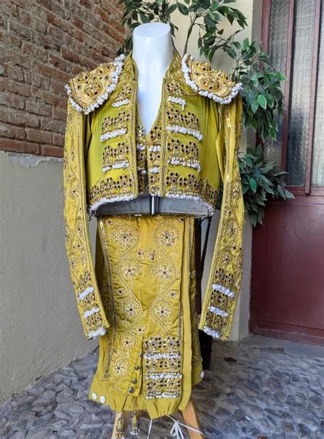 Traje luces PenalbaWeb.com