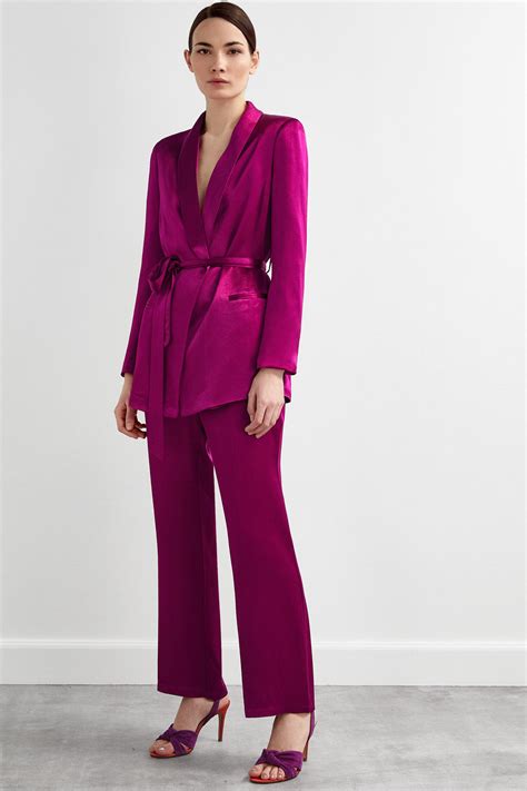 Traje pantalon mujer PenalbaWeb.com