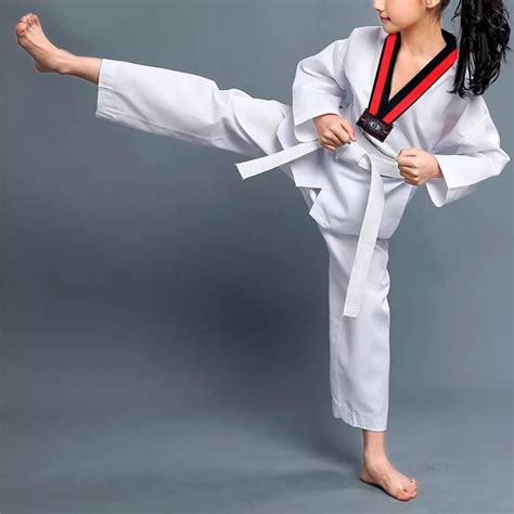 Traje taekwondo PenalbaWeb.com