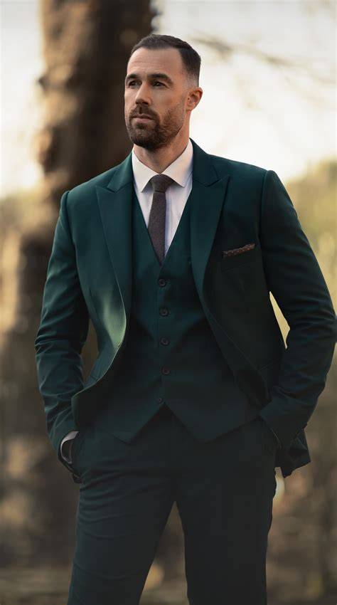Traje verde PenalbaWeb.com