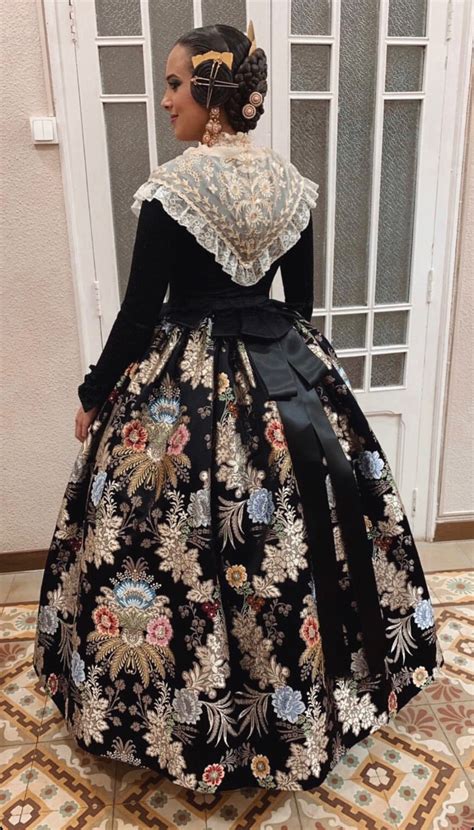 Trajes fallera PenalbaWeb.com
