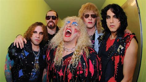 Twisted sister PenalbaWeb.com