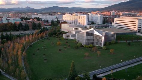 Universidad de navarra PenalbaWeb.com