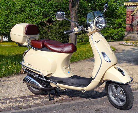 Vespa lxv PenalbaWeb.com