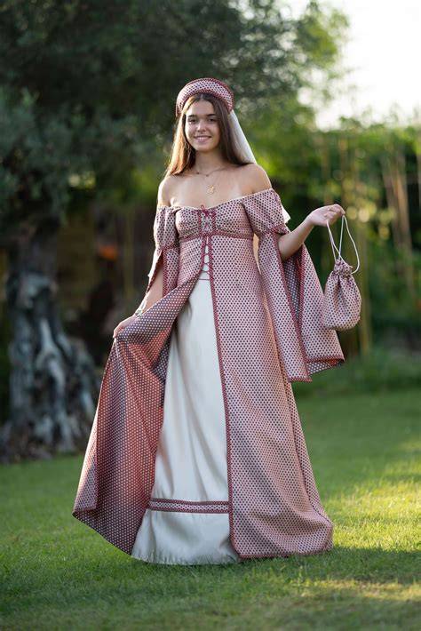Vestidos de epoca PenalbaWeb.com