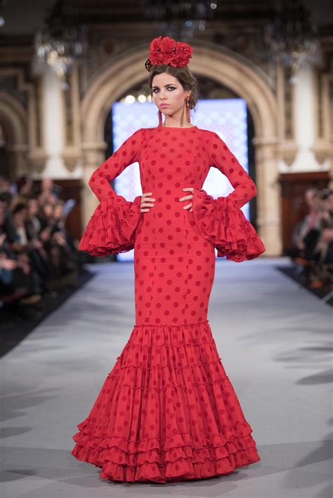 Vestidos de sevillanas  en PenalbaWeb.com
