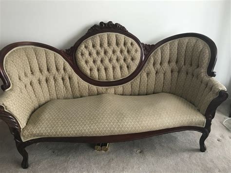 Victorian sofa PenalbaWeb.com