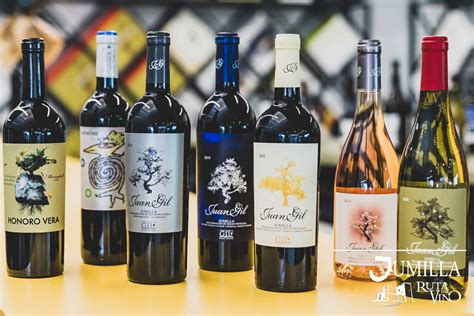 Vino juan gil PenalbaWeb.com