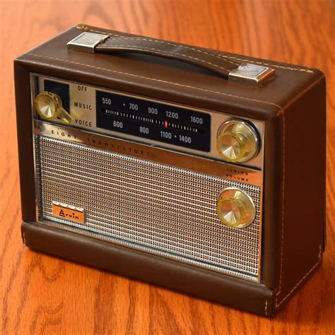 Vintage radio transistor PenalbaWeb.com
