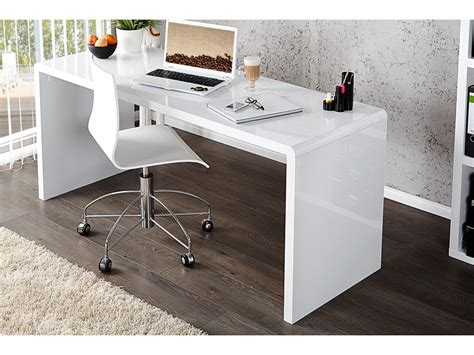 White gloss desk PenalbaWeb.com