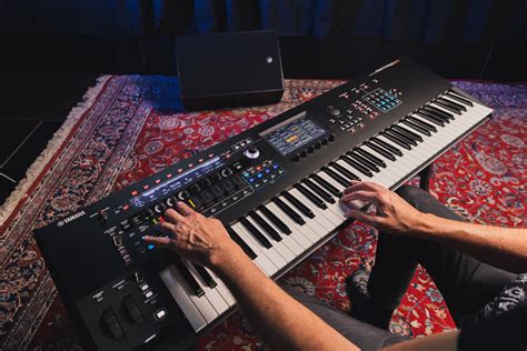Yamaha synthesizer PenalbaWeb.com