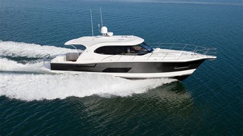 Yate motor PenalbaWeb.com