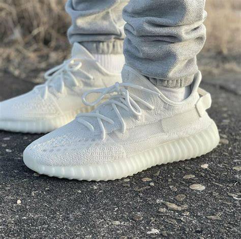 Yeezy 350 PenalbaWeb.com