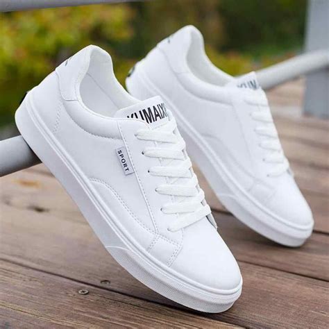 Zapatillas deportivas blancas PenalbaWeb.com