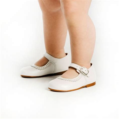 Zapatos de niña PenalbaWeb.com