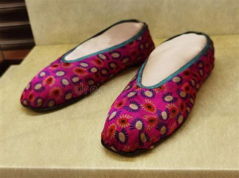 Zapatos seda PenalbaWeb.com