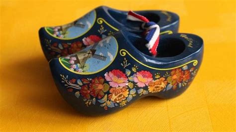 Zuecos holandeses PenalbaWeb.com